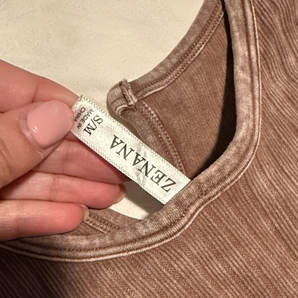 Zenana Outfitters Brown Ribbed Tank Top - Picture 4 of 4